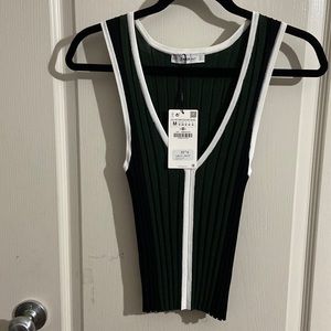 Brand new Zara Knit vneck top